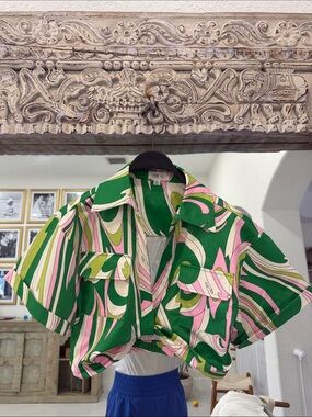 Green & Pink Swirl Cropped Button-Up Shirt